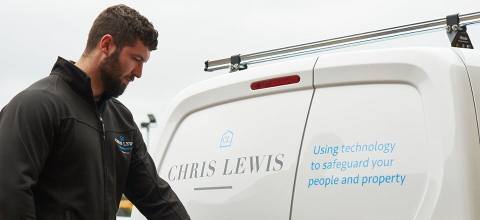 Chris Lewis Van-1-1